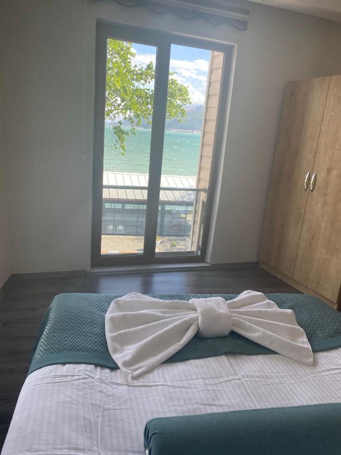Kroisos Lake Resort Hotel Egirdir Buitenkant foto